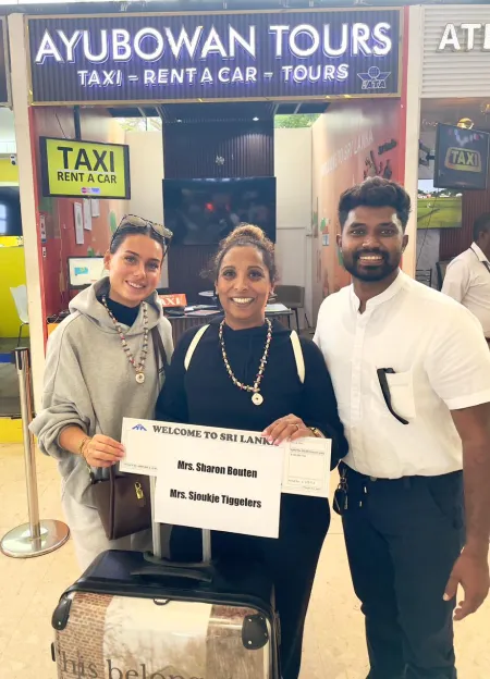 AYUBOWAN RENT A CAR (PVT) LTD - BIA Airport Service Desk Counter 05
